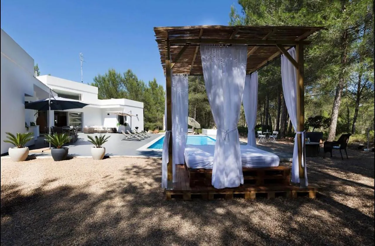 Can Drago Santa Gertrudis  0*, Santa Gertrudis (Ibiza)