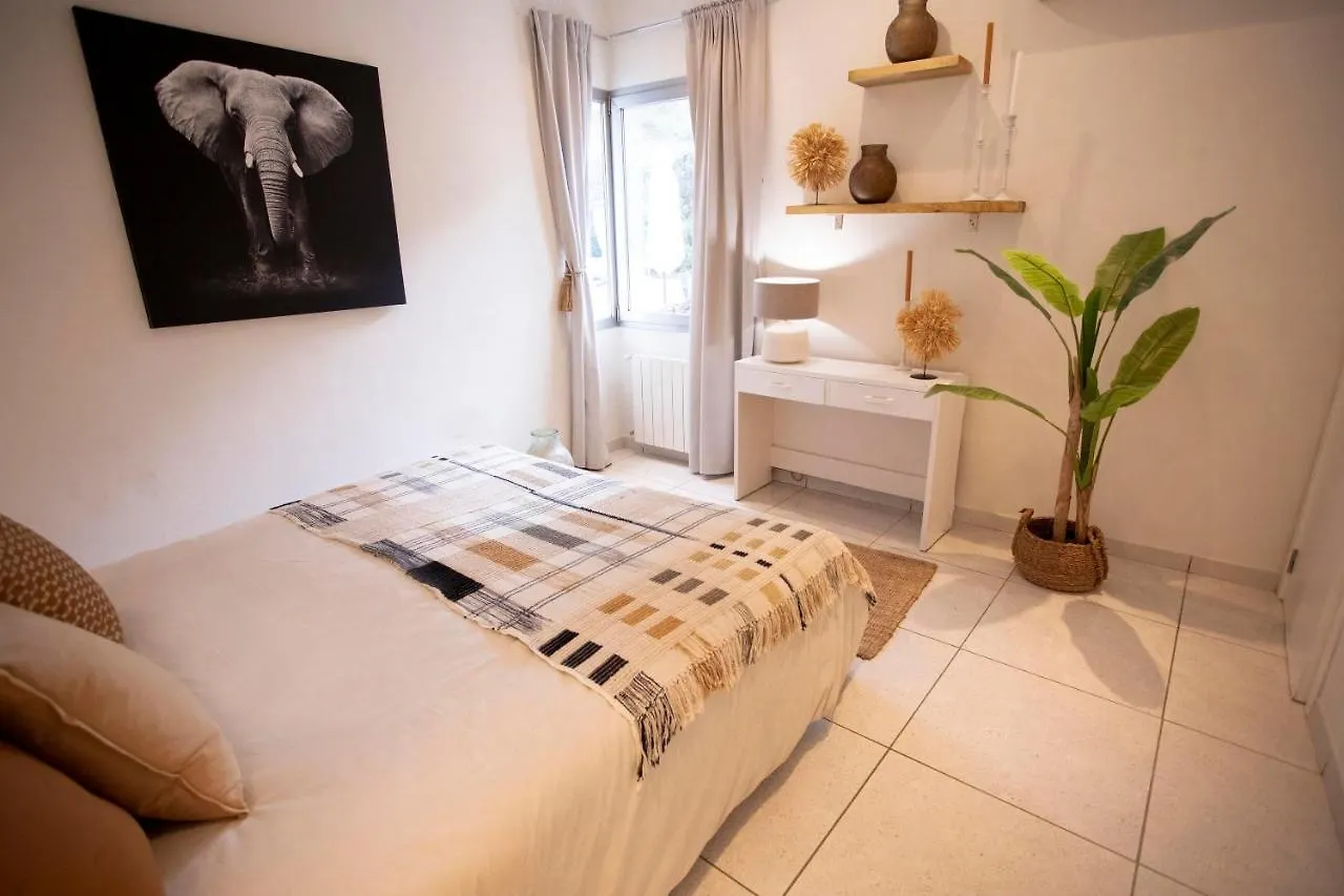 Can Drago Santa Gertrudis  0*, Santa Gertrudis (Ibiza)